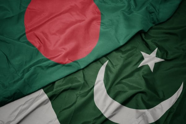 Pakistan Launches Knowledge Corridor, Offers 500 Scholarships to Bangladesh